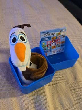 Disney Cutie Cuff Olaf